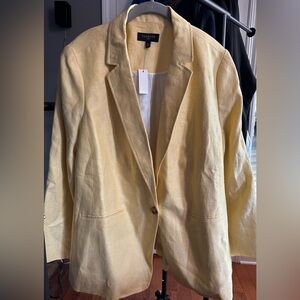 Talbot jacket. Size 18w. Yellow.